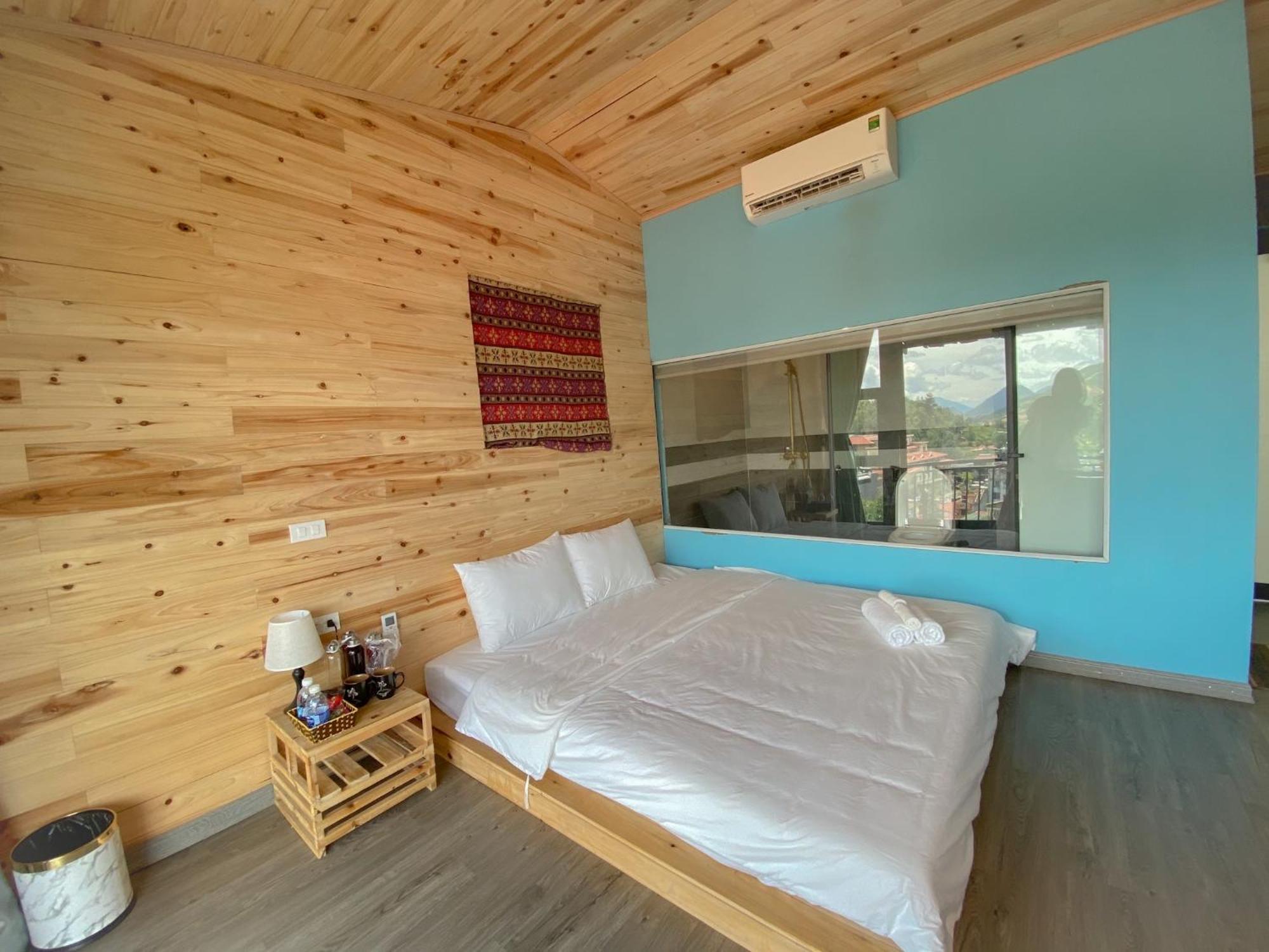 Vuon Homestay *